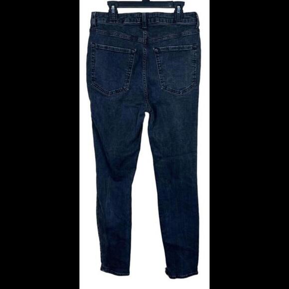 Forever 21 Jeans Women’s Black Skinny Distressed Pockets Size 29 - Picture 2 of 2